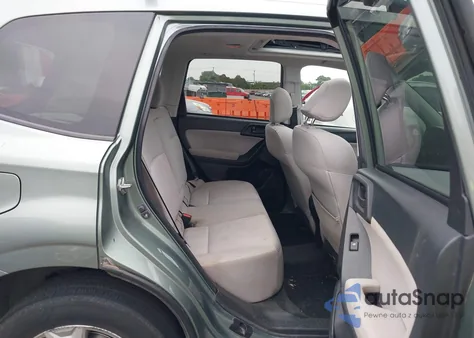 2015 Subaru Forester 2.5I Premium из США, поврежденный, VIN JF2SJADC2FH506747